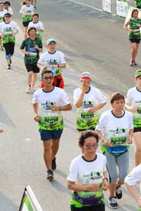 BIB: 1016
                            <button type="button" onclick="openModal(3550637)" class="btn btn-primary btn-sm float-right btn-popup" data-toggle="modal" data-target=".modal-high-quality">
                        <i class="fas fa-shopping-cart"></i> Add to Cart
                    </button>
                                            <button type="button" onclick="isThisMe(3550637, true)" class="btn btn-success btn-sm float-right btn-popup btn-isme hidden" data-toggle="tooltip" data-placement="bottom" title="นี่คือรูปของคุณใช่ไหม คลิกที่นี่เพื่อเอาเข้าอัลบั้ม">
                        <i class="fas fa-plus"></i> Add to album
                    </button>
                    <button type="button" onclick="isThisMe(3550637, false)" class="btn btn-warning btn-sm float-right btn-popup btn-isnotme hidden">
                        <i class="fas fa-ban"></i> Remove from album
                    </button>